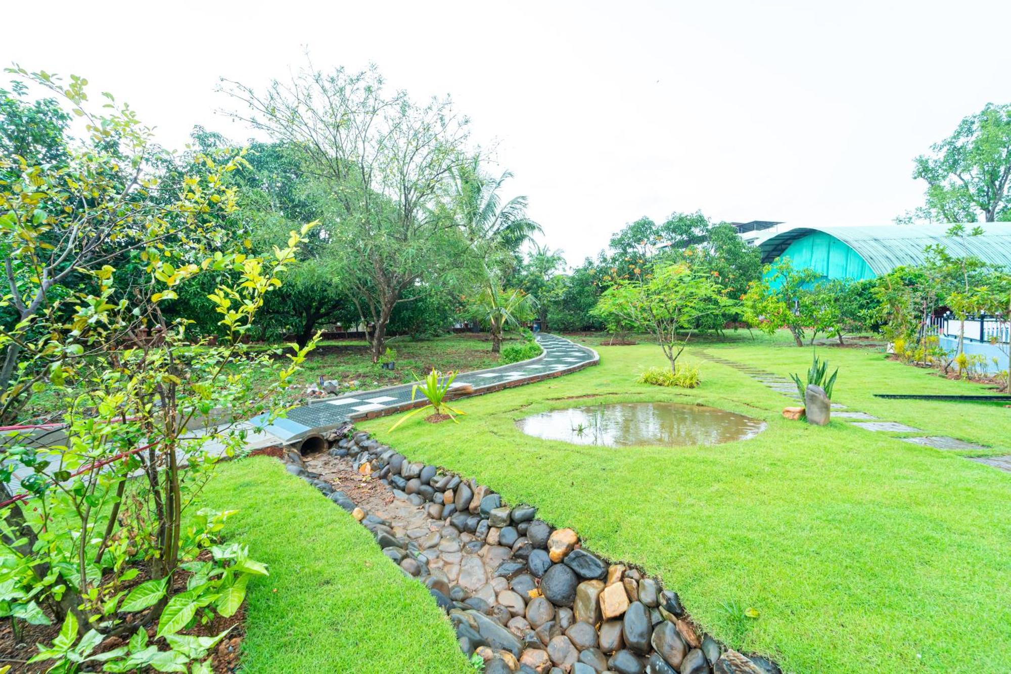 Treebo Green Village Resort - Goa Maneri  エクステリア 写真