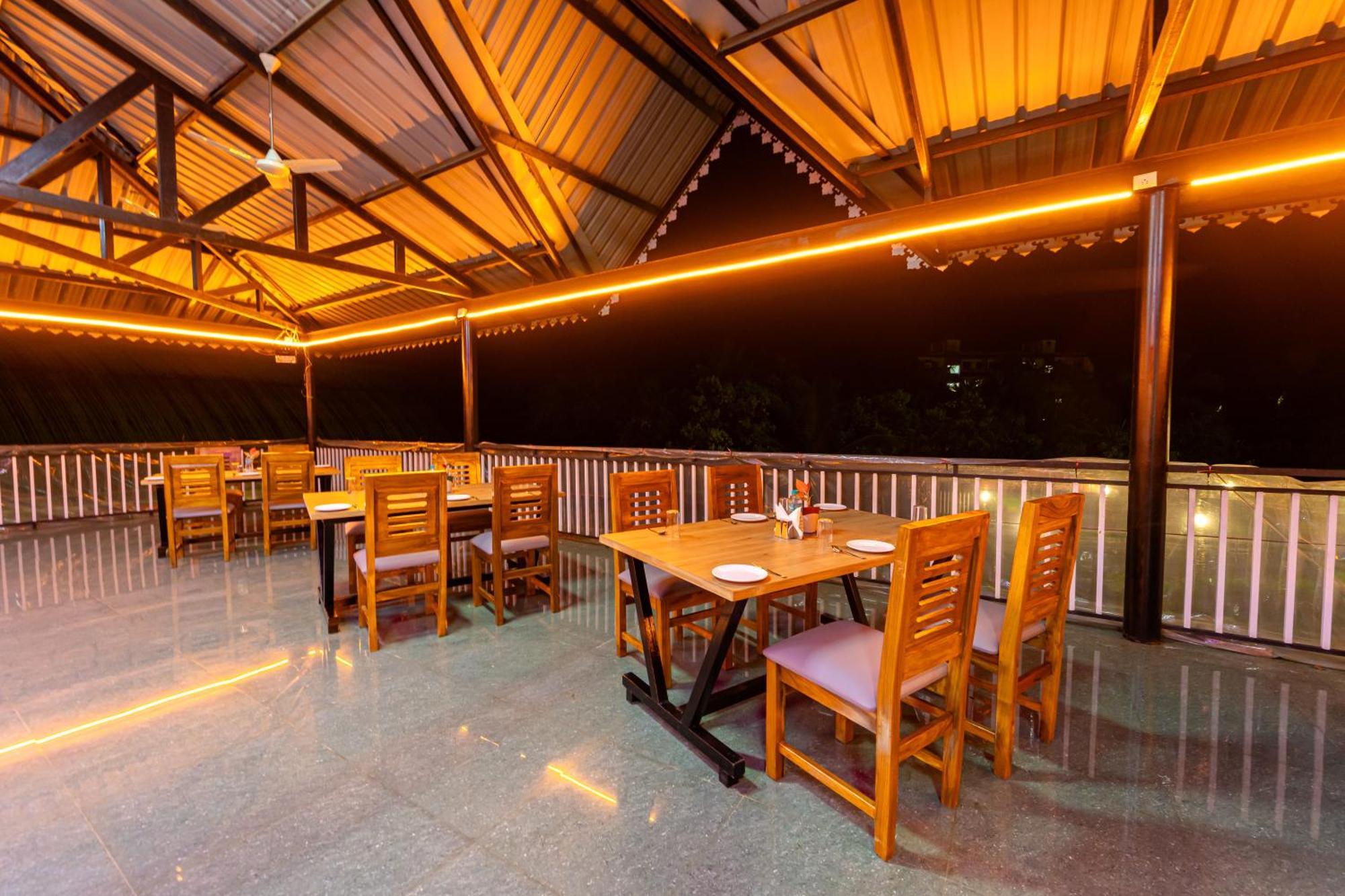 Treebo Green Village Resort - Goa Maneri  エクステリア 写真
