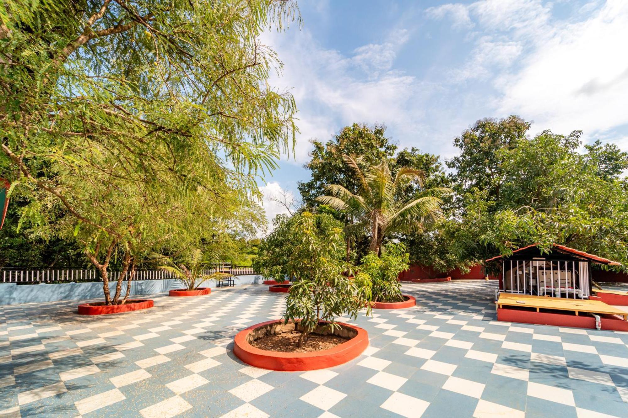 Treebo Green Village Resort - Goa Maneri  エクステリア 写真