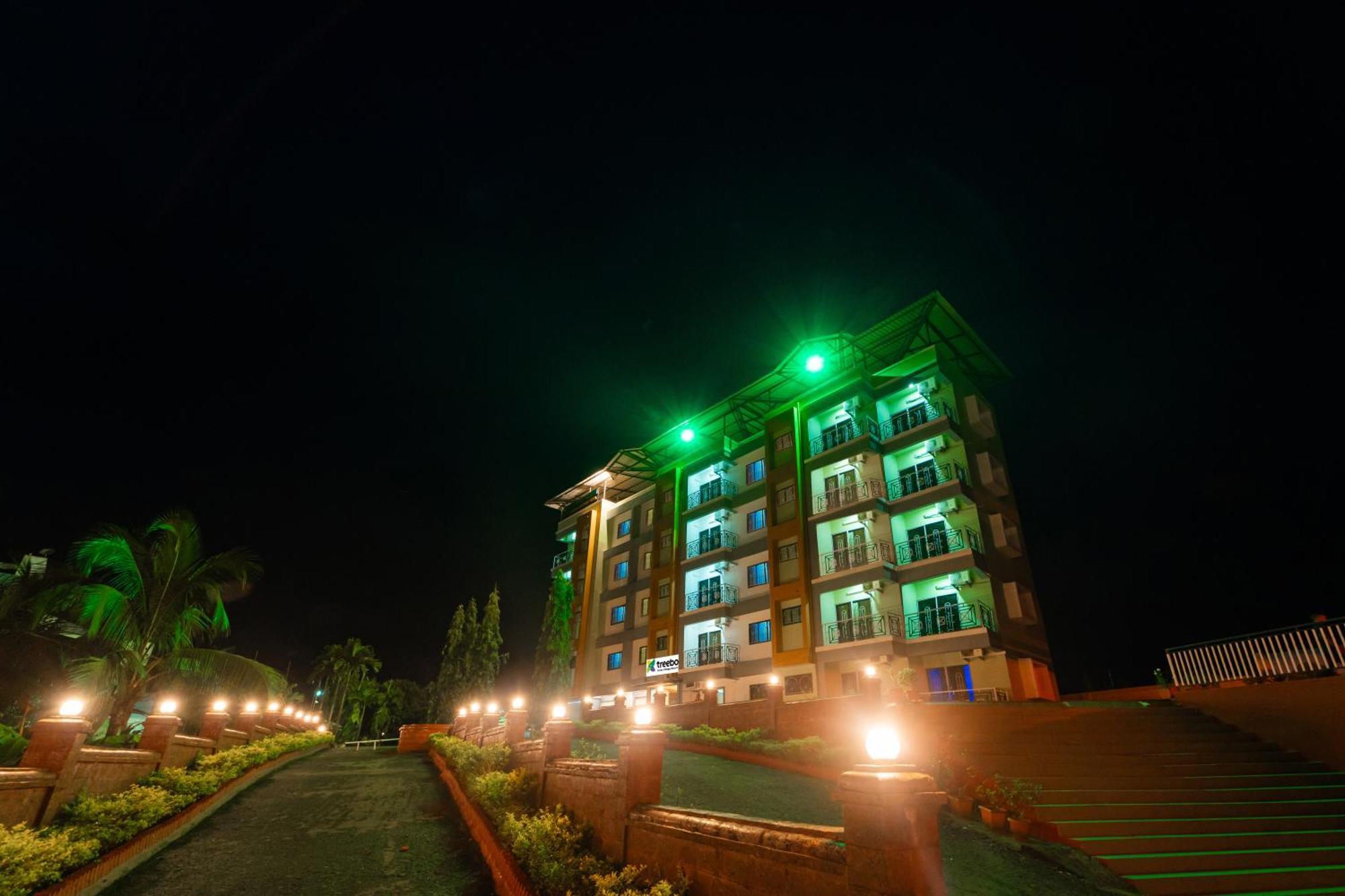 Treebo Green Village Resort - Goa Maneri  エクステリア 写真
