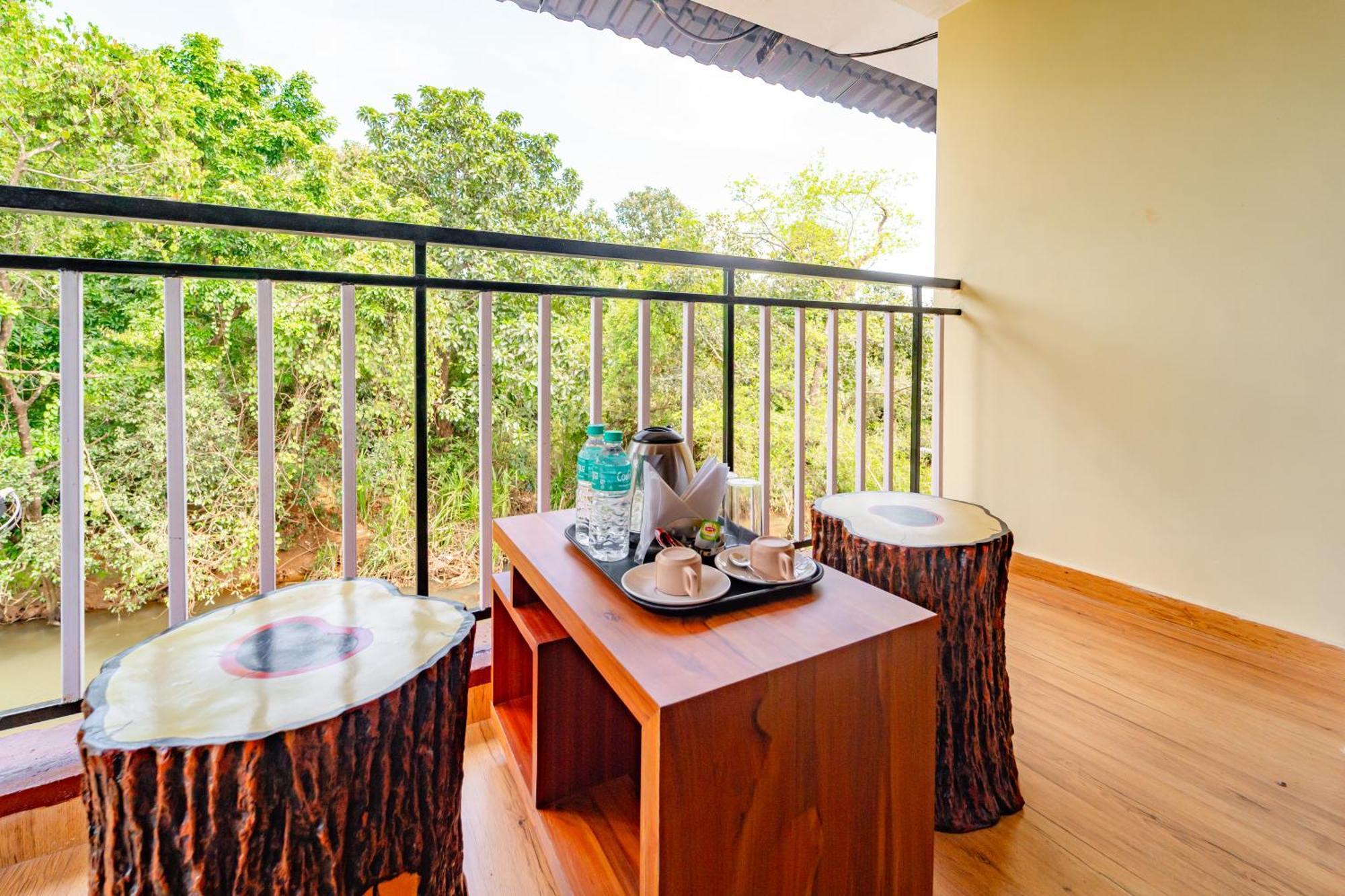 Treebo Green Village Resort - Goa Maneri  エクステリア 写真